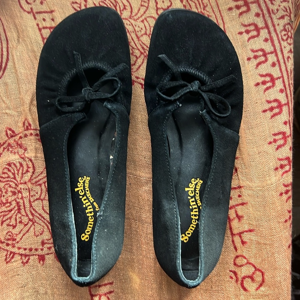 Skechers somethin else vintage black suede flats